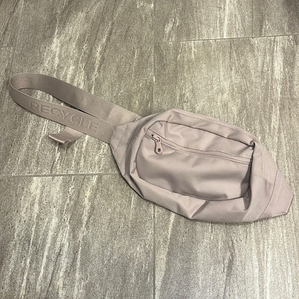 Girlfriend Collective Belt Bag